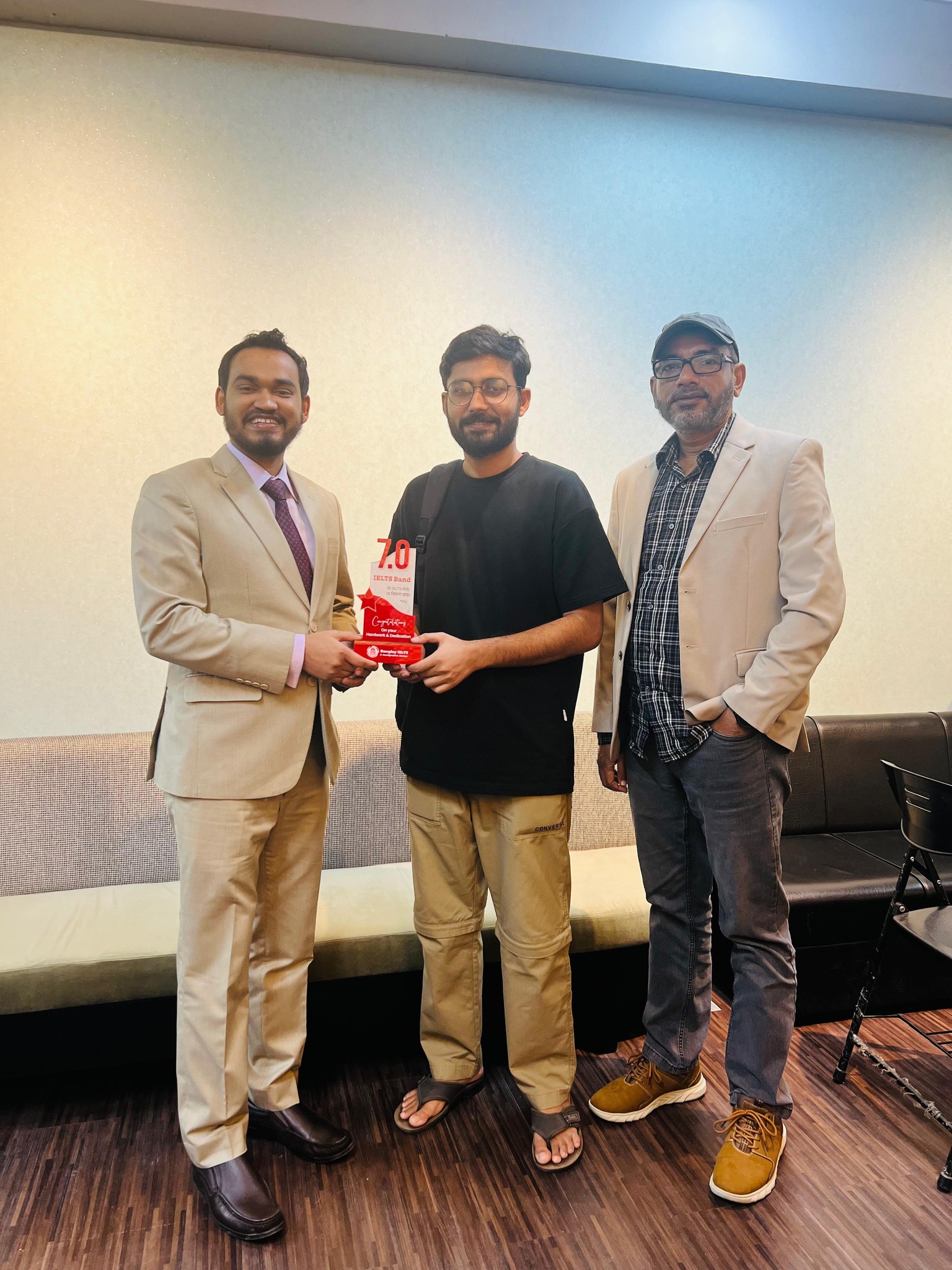 IELTS student achieving Band Score 7 in Online Batch