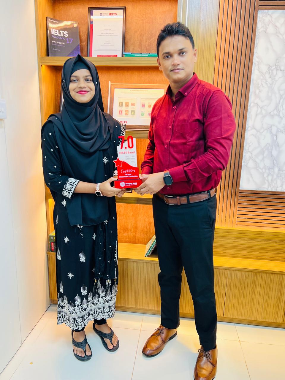 IELTS student achieving Band Score 7 in Online Batch