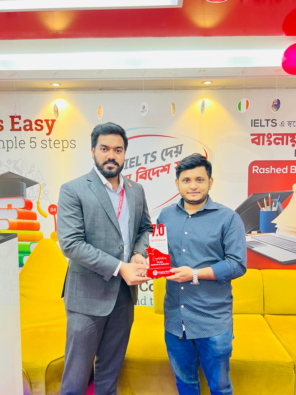 IELTS student achieving Band Score 7 in Online Batch